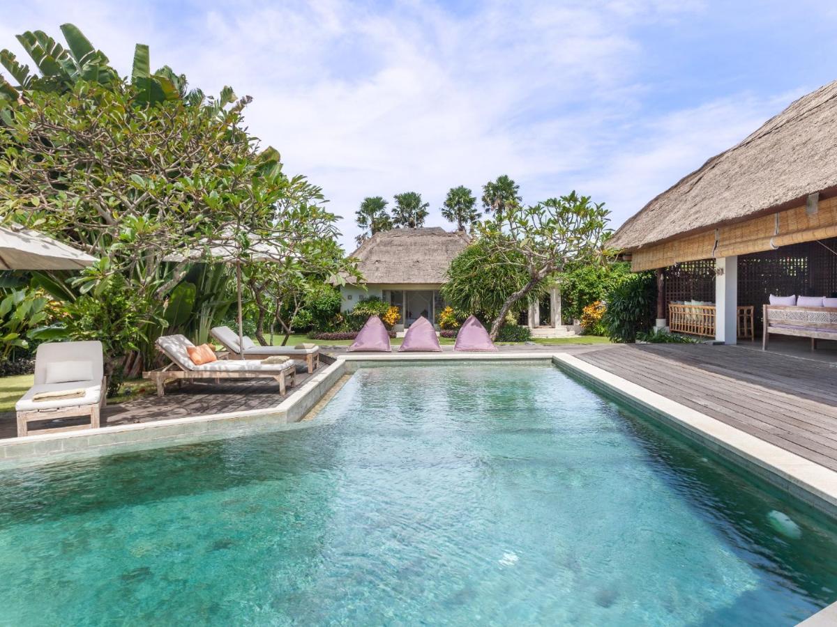 Villa Kami Denpasar Exterior foto